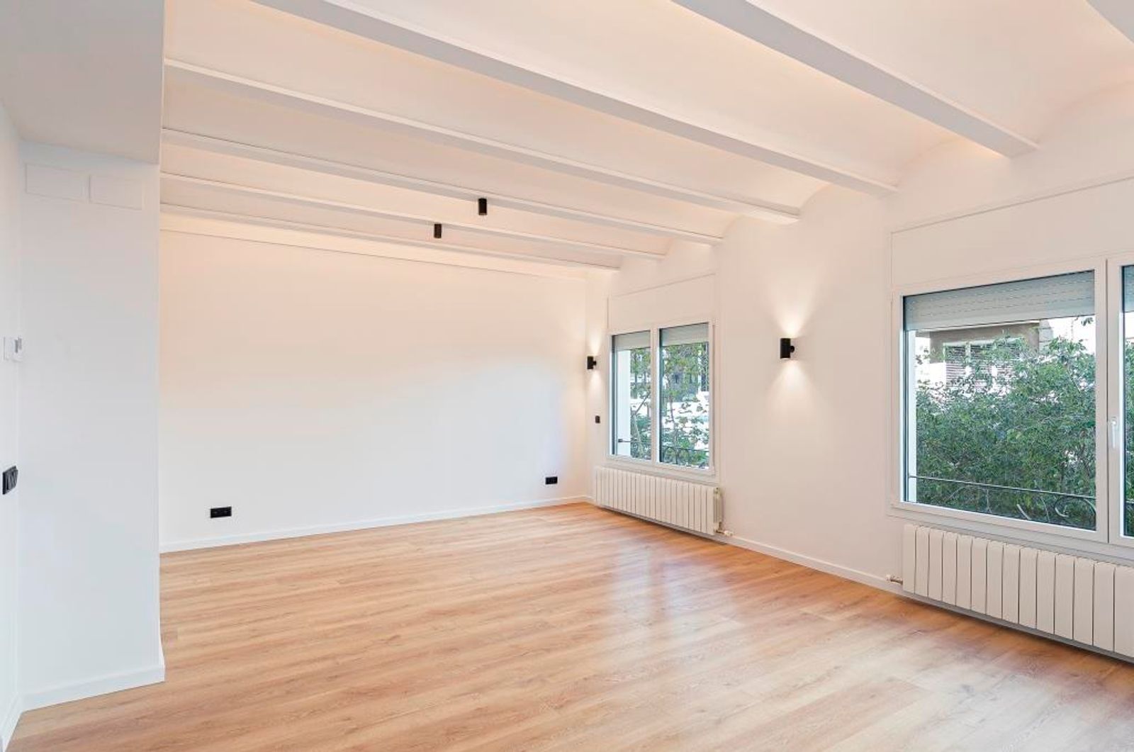 Piso de 4 dormitorios, 2 baños y 152m² en venta en Les Corts, Barcelona - foto 7 de 43