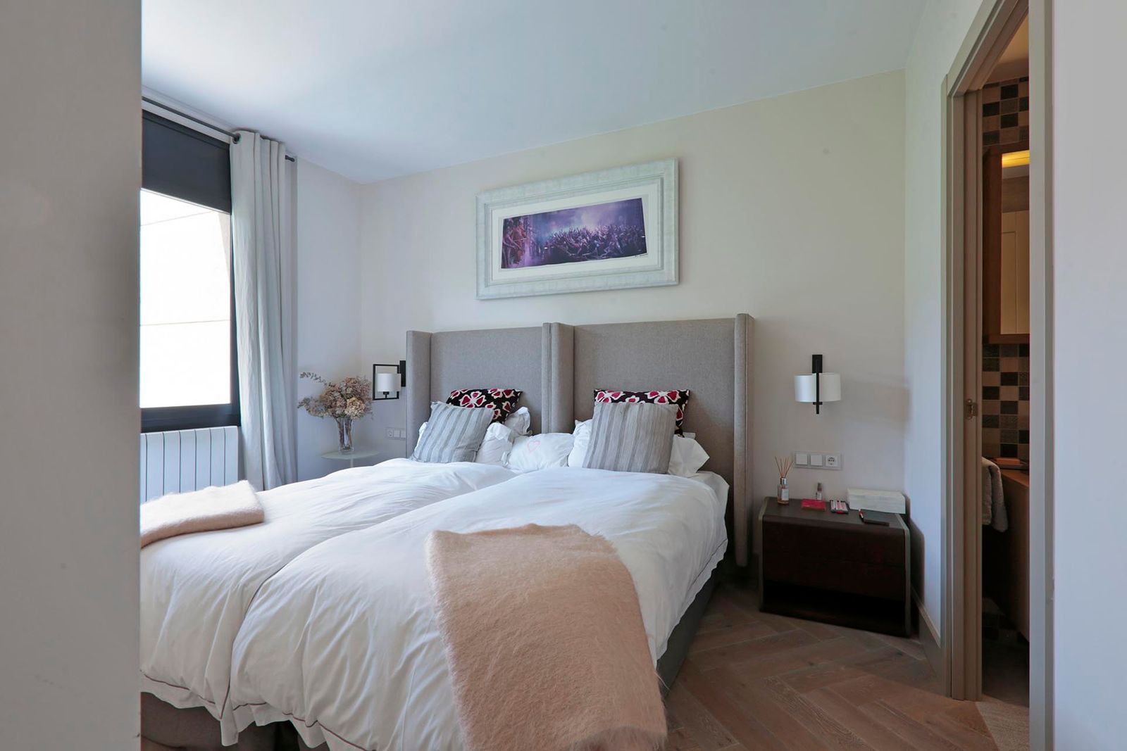 3-bedroom, 4-bathroom 240m² penthouse for sale in Pedralbes, Barcelona - photo 36 of 48