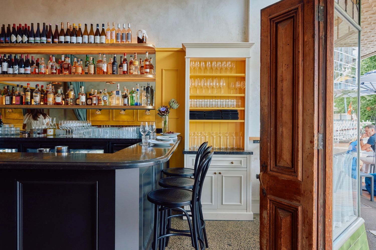 Pony Restaurant & Bar