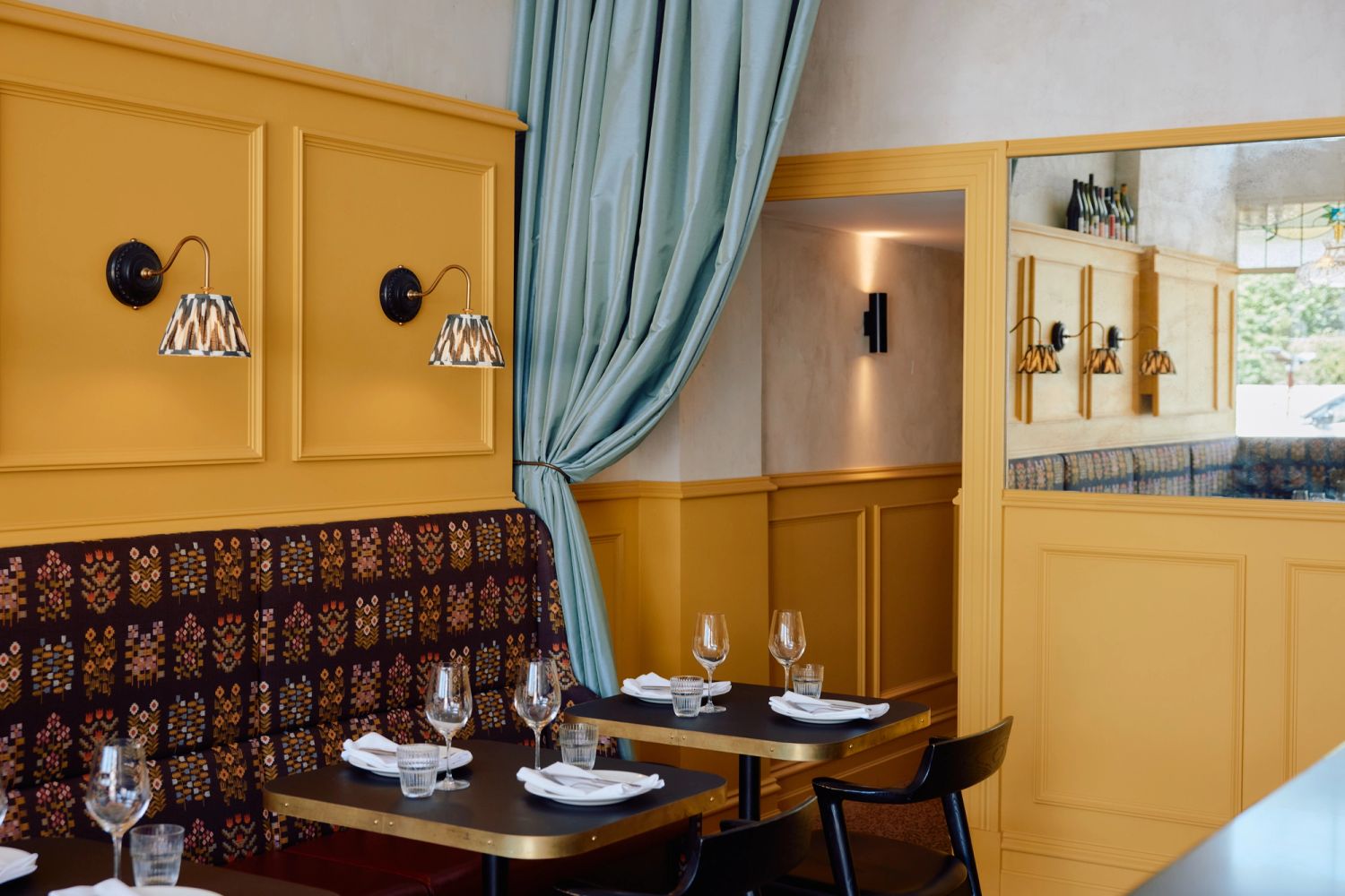 Pony Restaurant & Bar