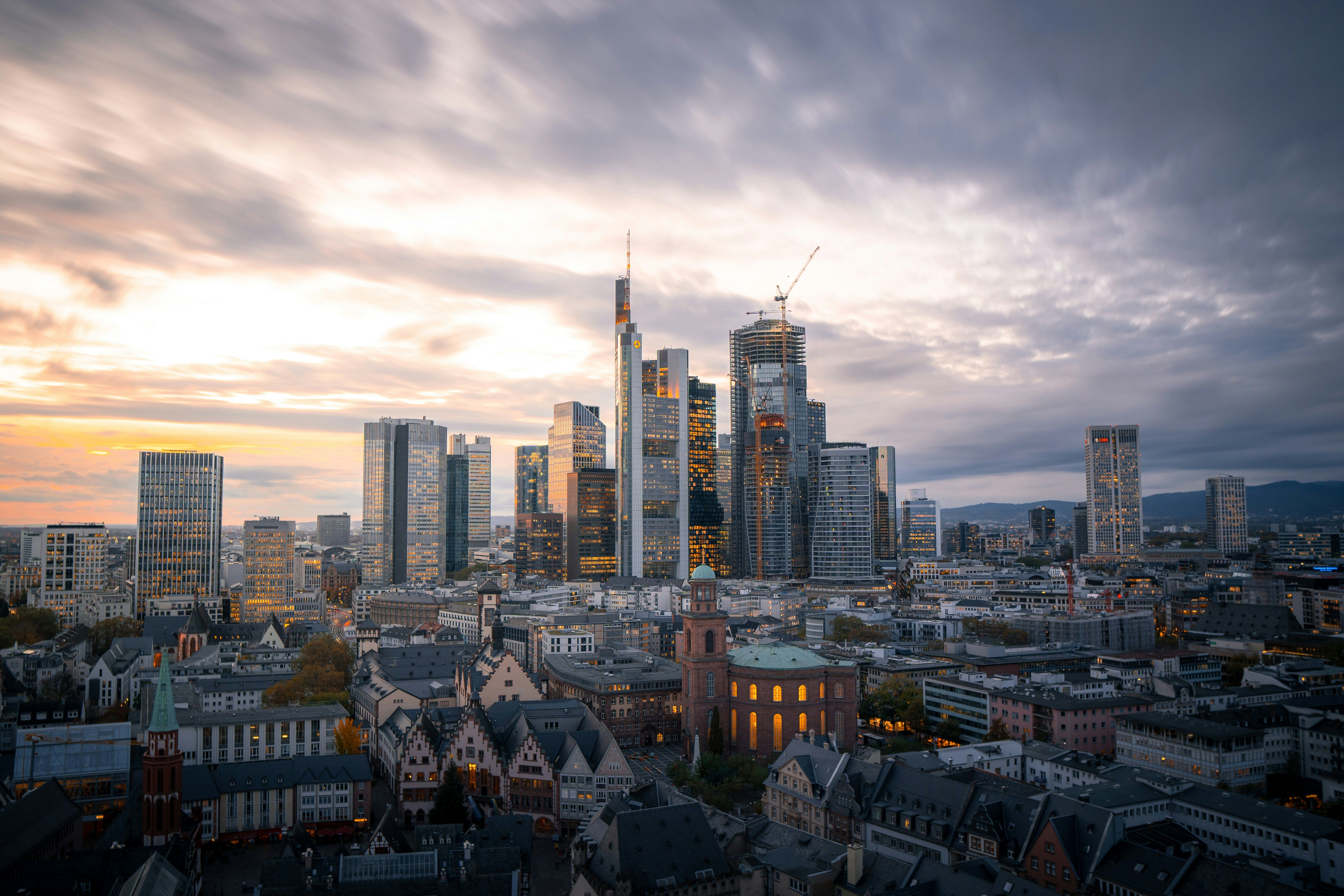 Europe IG Wrap — Hyperscalers diversify as SSA issuance rebounds