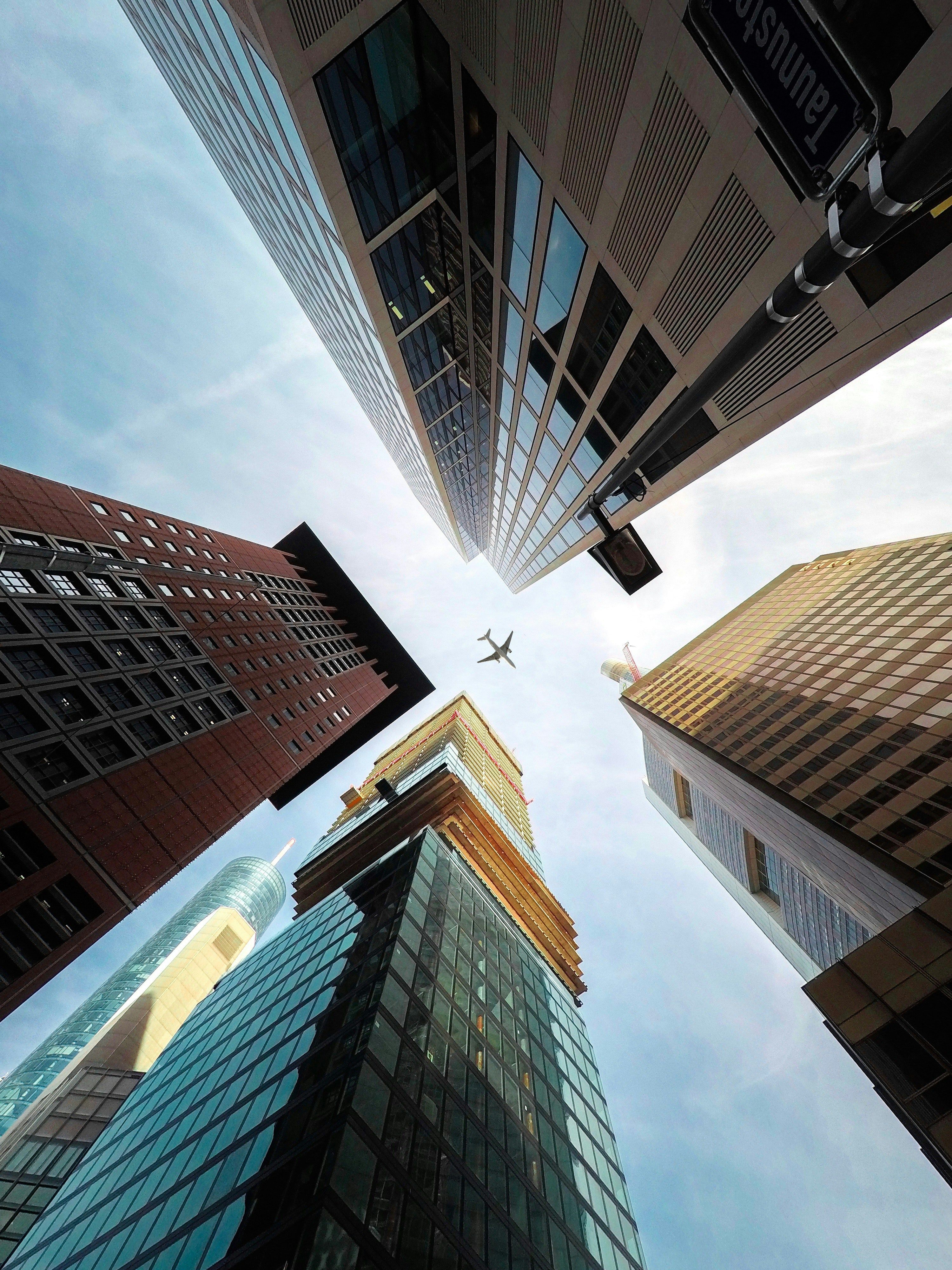 European IG Wrap — Supply increases before sharp midweek bond sell-off 