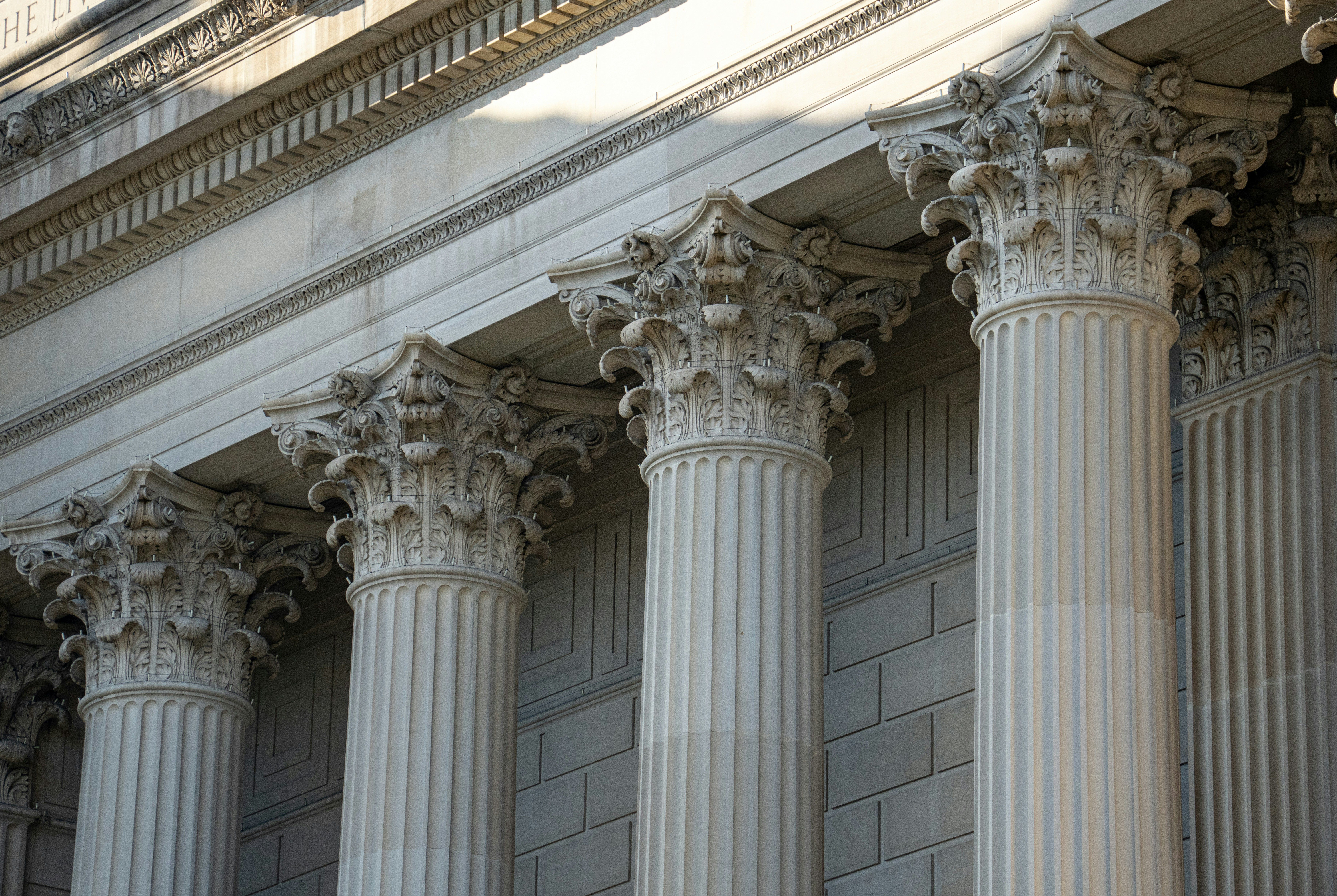 Invesco takes Robertshaw LME battle to the Fifth Circuit