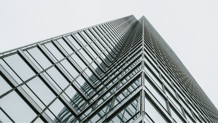 9Questions — Tom van Rijsewijk, Macquarie Asset Management — Making debt real