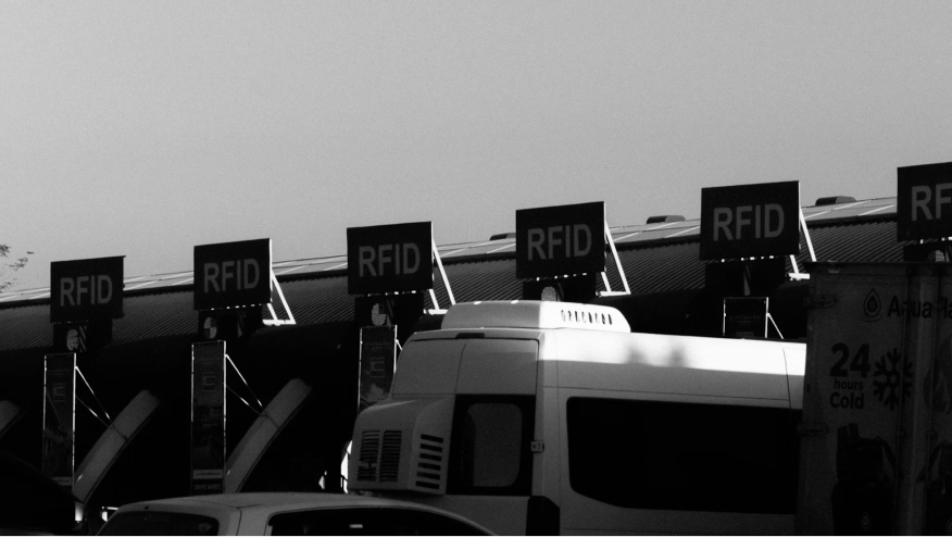 Banks pitch up to 7x leverage for Telepass ahead of first round bids