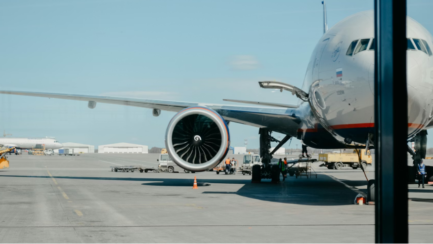 KKR, Apollo near $10bn joint ownership deal for Atlantic Aviation, no new debt expected