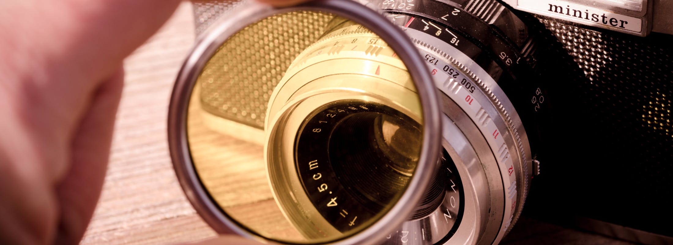 US LevFin Wrap — Investors put a positive filter on Snap debut as Getty clinches refi