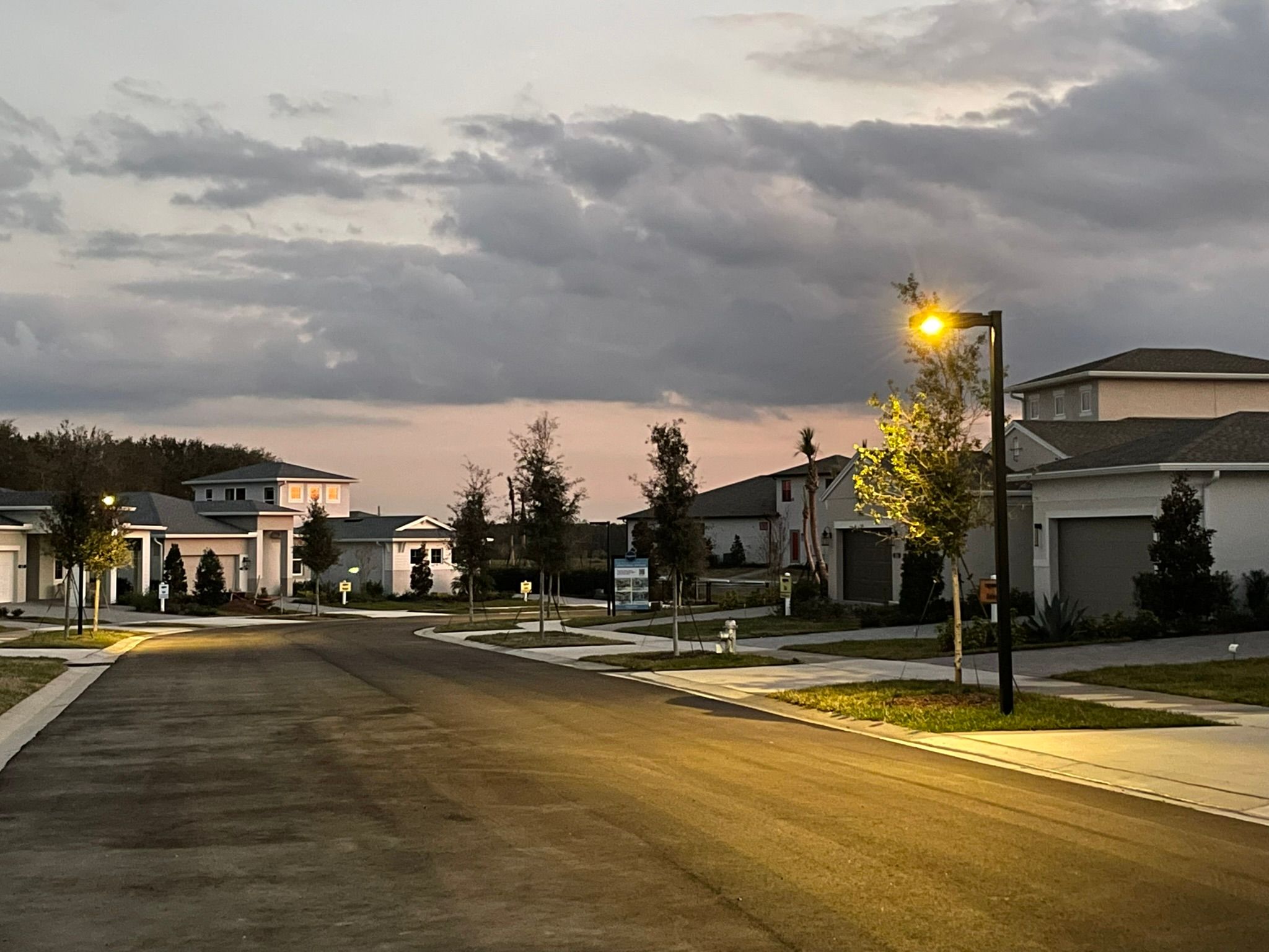 SCL Solar Area Light in Florida