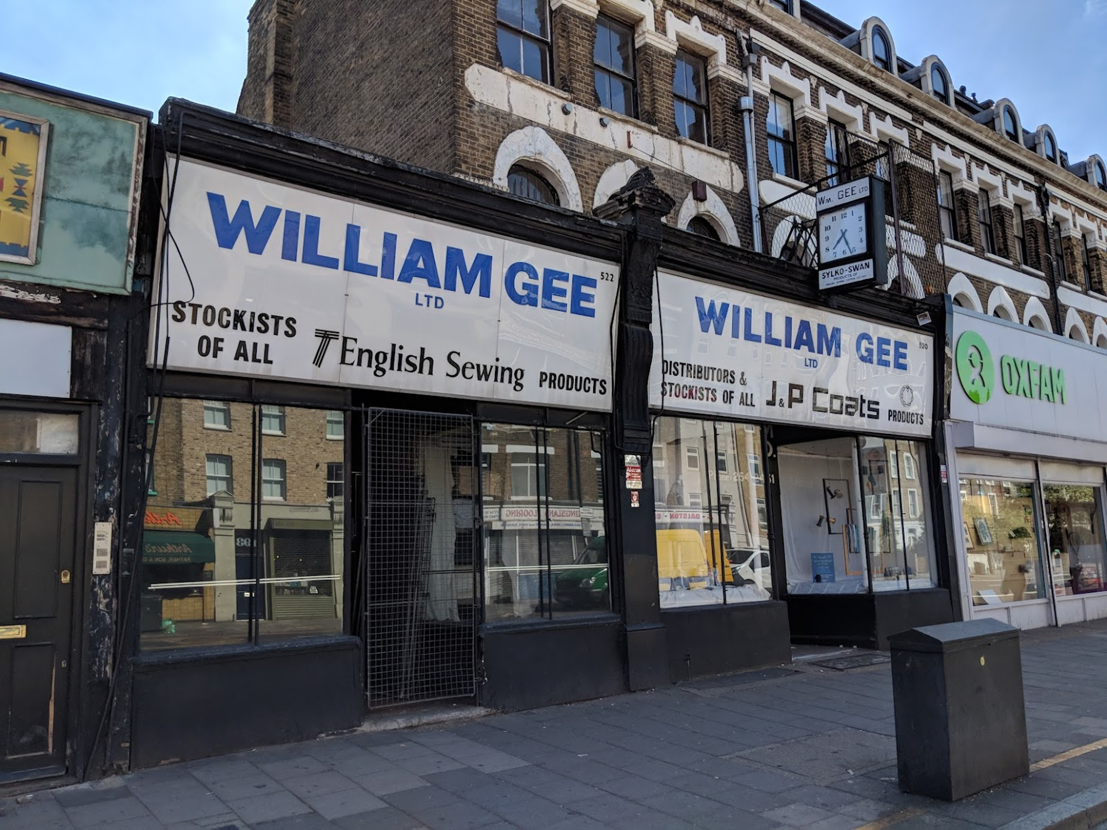 Just a gorgeous shopfront. Can’t a magazine show off a gorgeous shopfront once in a while?