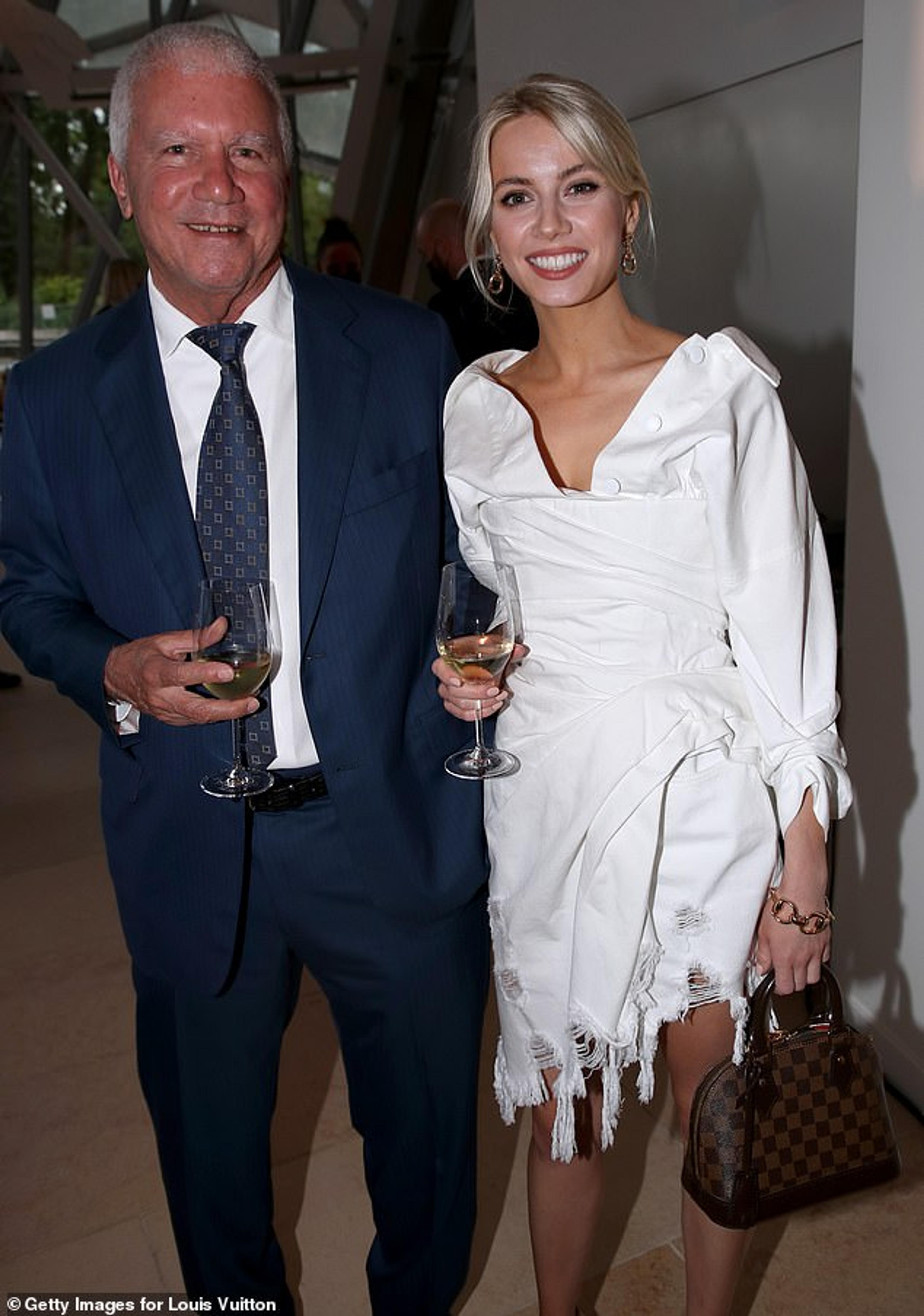 Larry Gagosian (78) with his girlfriend, Anna Weyant (28)