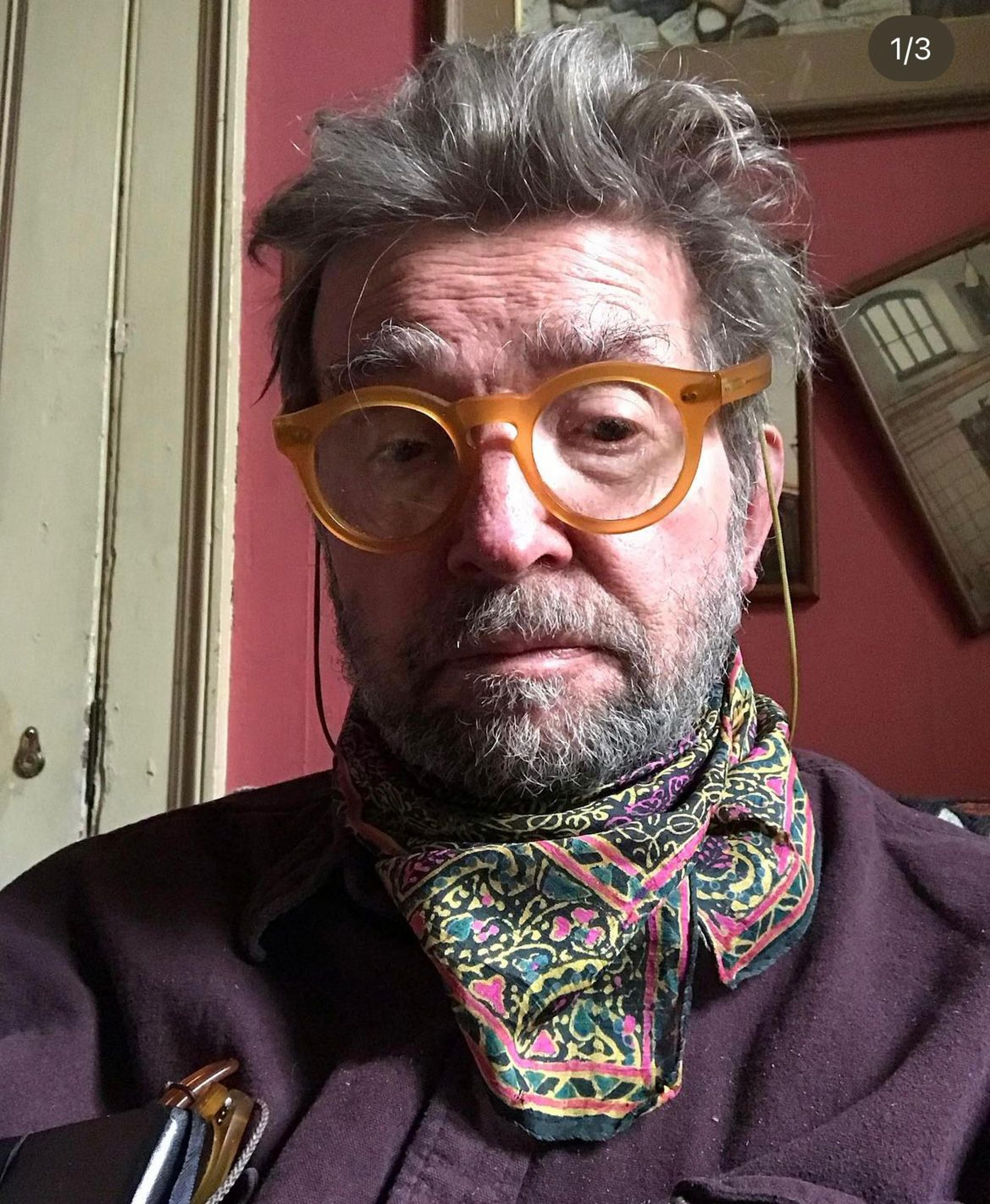 Serious sauce for an aged architect