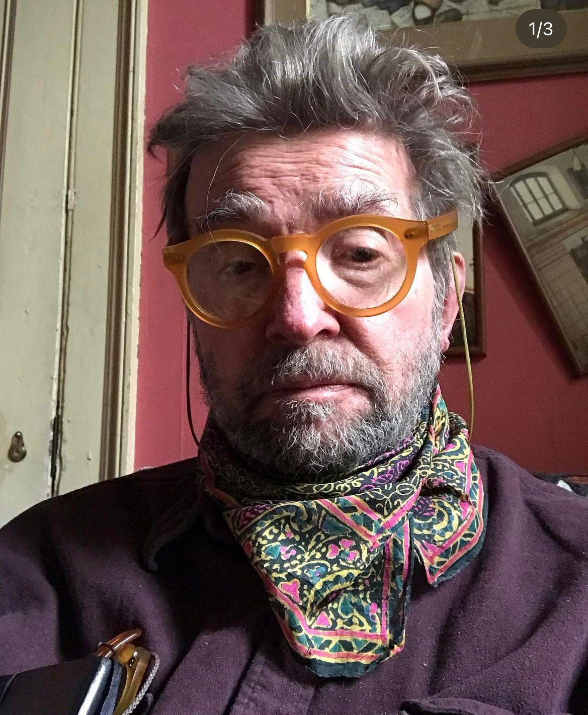 Serious sauce for an aged architect