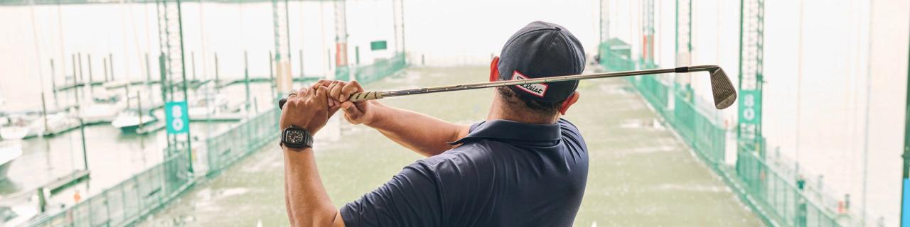 Golf swing at Chelsea Piers Golf Club