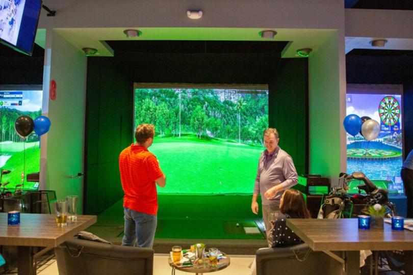 Playing indoor golf at Zstrict in Chelsea Piers Athletic Club