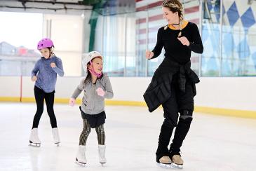 Ice-Skating-Overview-02.webp