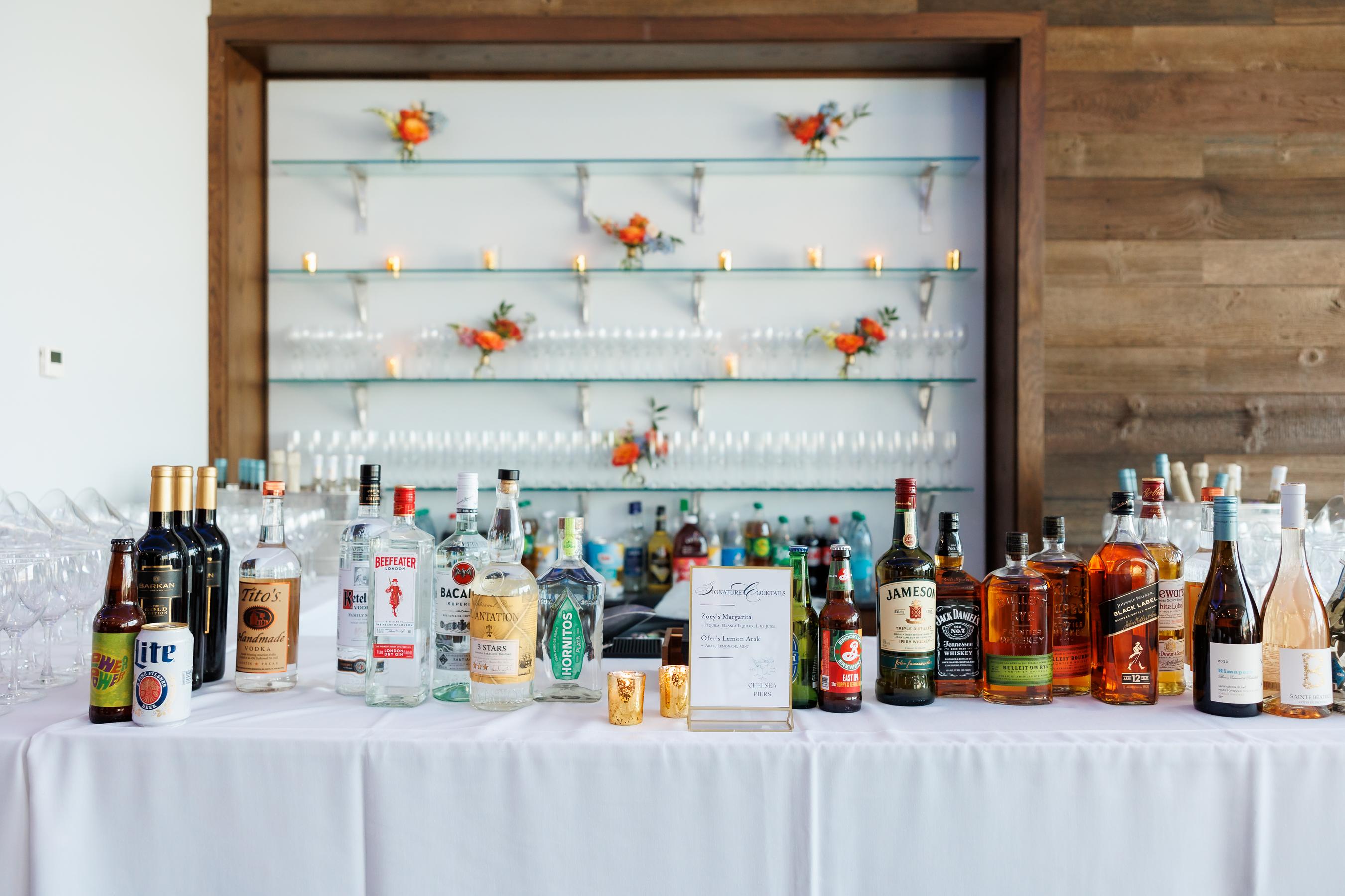 club lounge satellite bar (1).jpg