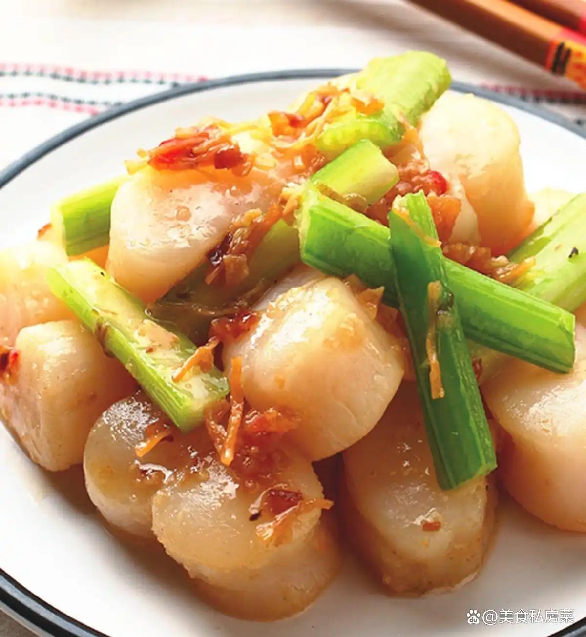 Wok-Fried Scallops with Spring Onion