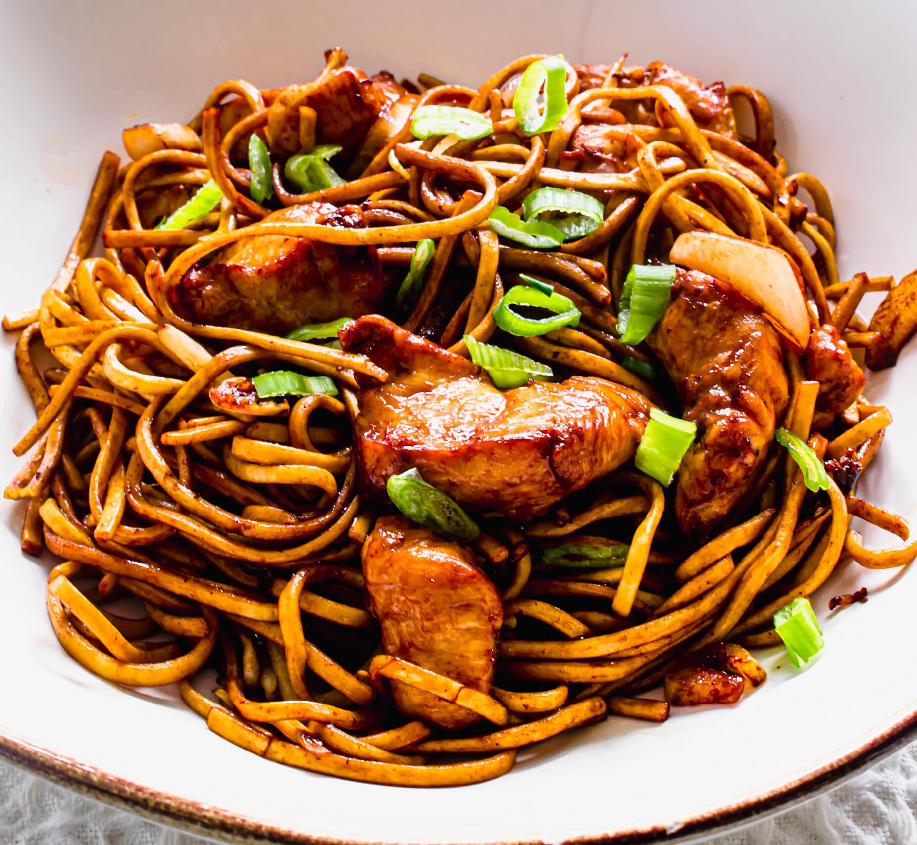 Chicken Chow Mein / Ho Fun