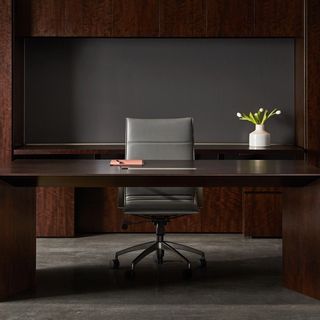 Meich desk with gray leather chair