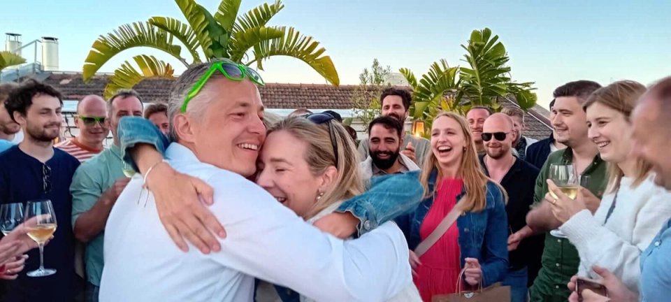 Barcelona incentive trip Extrapower CEO's on rooftop