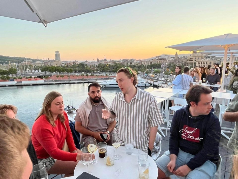 Barcelona incentive trip Extrapower group on rooftop