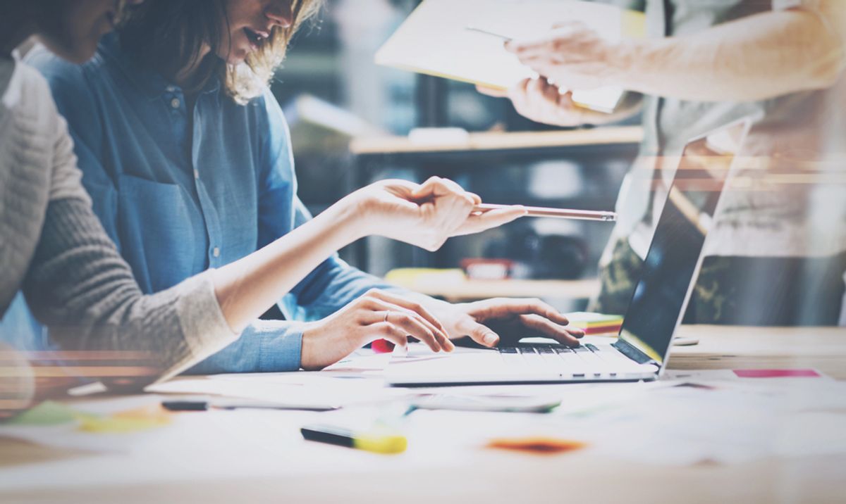 Team implementing a GEO in account-based marketing strategy.