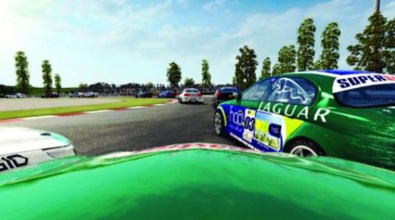 Superstars V8: Next Challenge screenshot 1