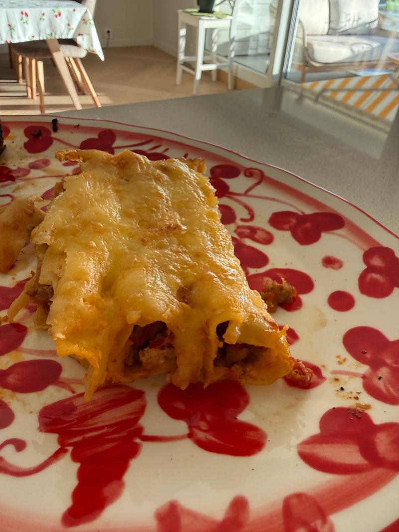 Punjeni cannelloni