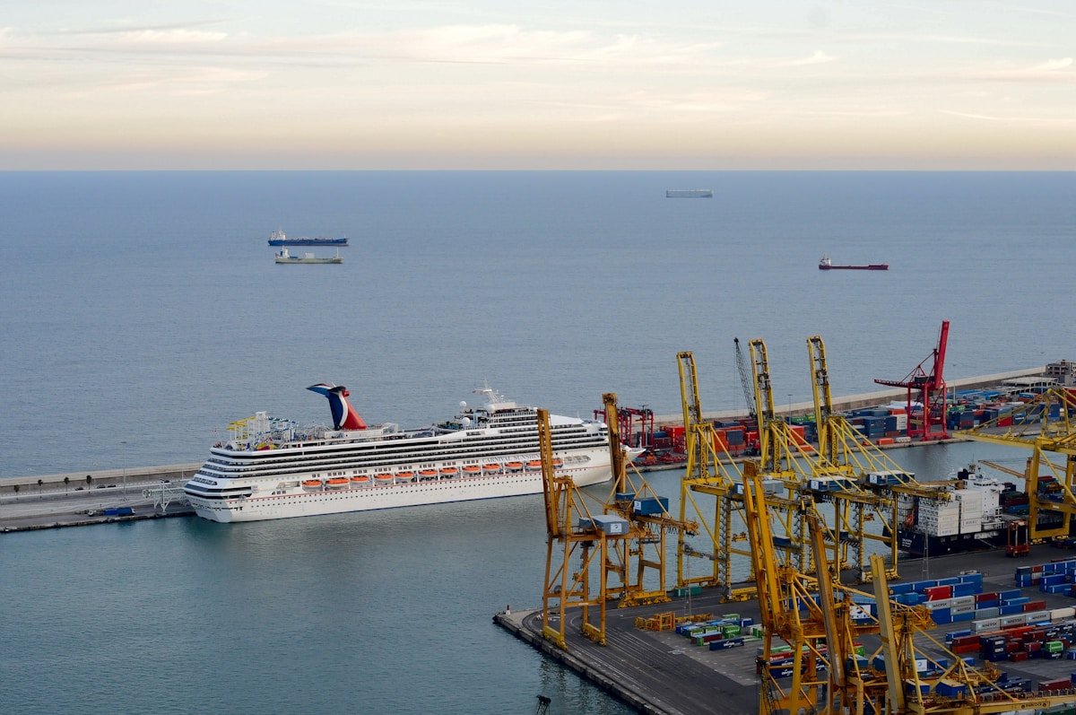 barcelona cruise
