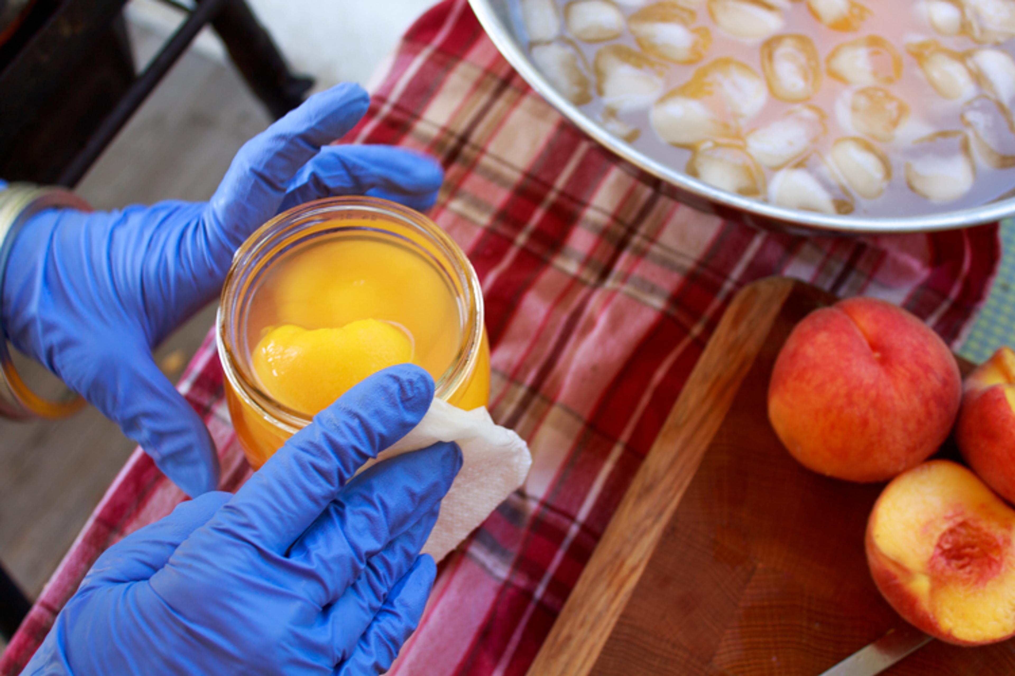Fill jar to rim with syrup