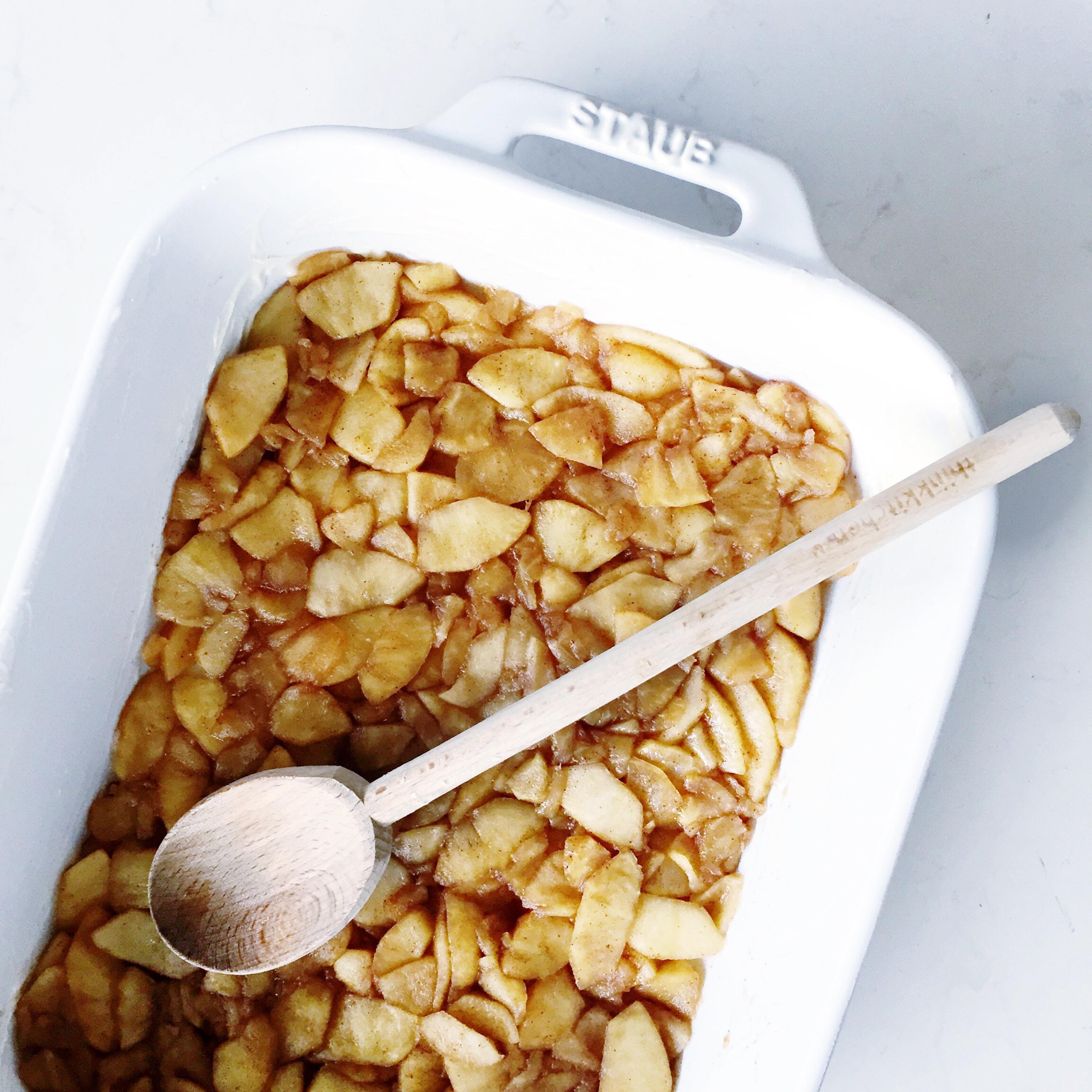 Apple Greek Yogurt Cake