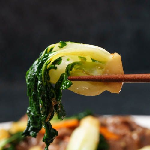 Stir-Fried Bok Choy with Beef (็่็็ฝ่๏ผ