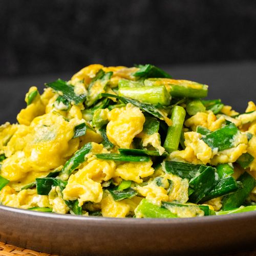 Scrambled Eggs With Chives (้ญ่็่)