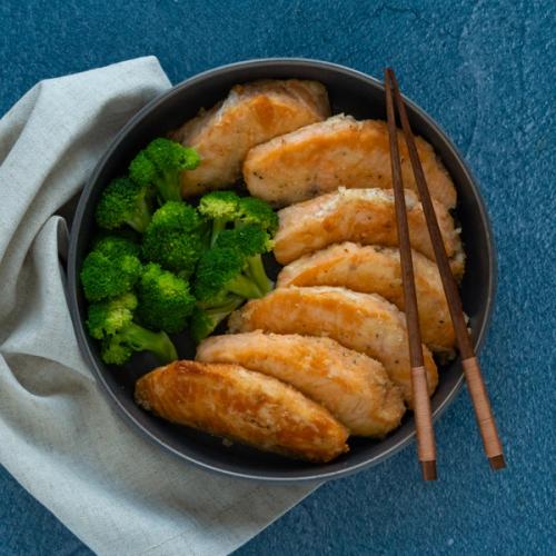 Chinese Pan Fried Salmon (้ฆ็
ไธๆ้ญ)