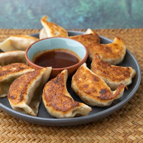 Potstickers (้่ฒผ)