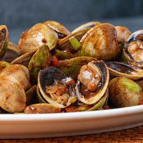 Clams with Black Bean Sauce (่ฑๆฑ็่)