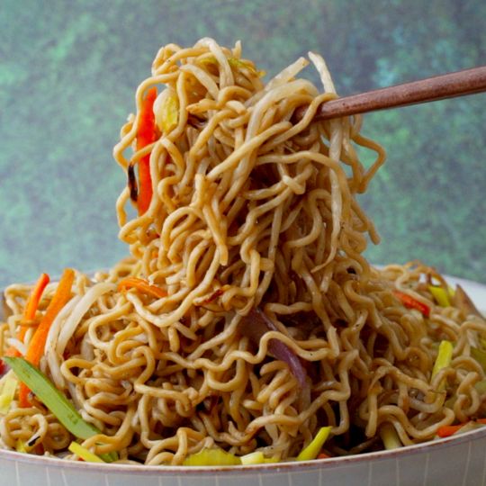 Ramen Chow Mein (蔬菜炒方便面)-image