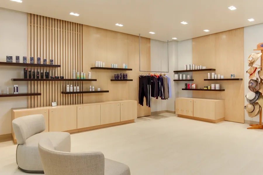 Aesthetic Solutions — clinic exterior and interior.
