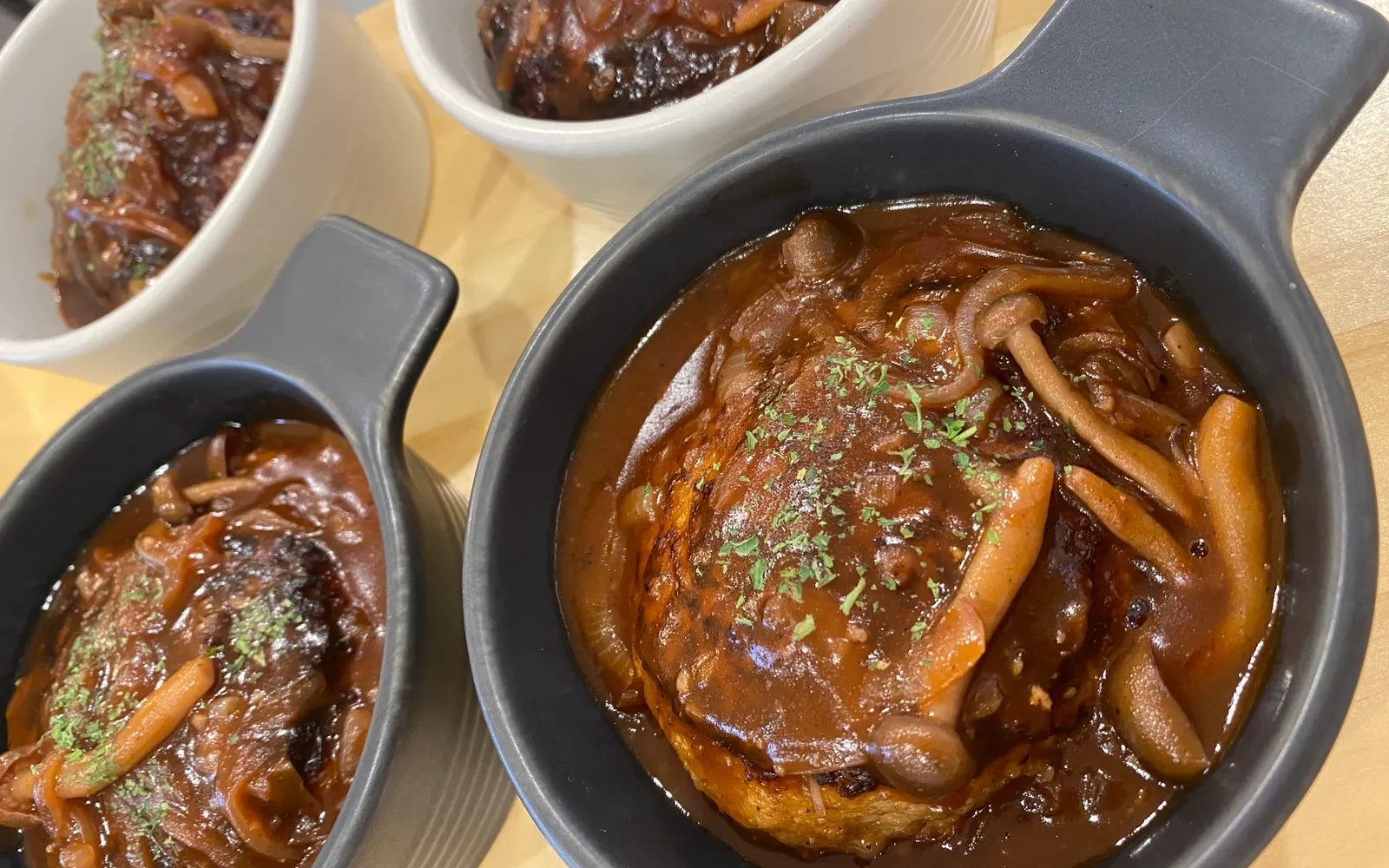 まるみ豚100%ハンバーグ