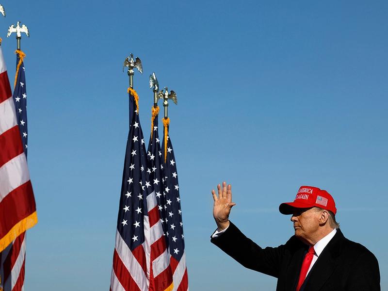 Трамп, америкт төрсөн хүмүүст иргэншил олгож ирсэн уламжлалыг, уугуул америкчуудын эсрэг 150-д жилийн өмнө шийдэгдэж байсан нэгэн хэрэг дээр үндэслэн, цуцлахыг хүсч байна