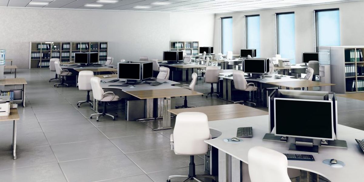 Амазон, Майкрософт болон бусад томоохон компаниуд 2025 онд 55,000 ажилтнаа цомхотгож, хиймэл оюун ухаанаар солив