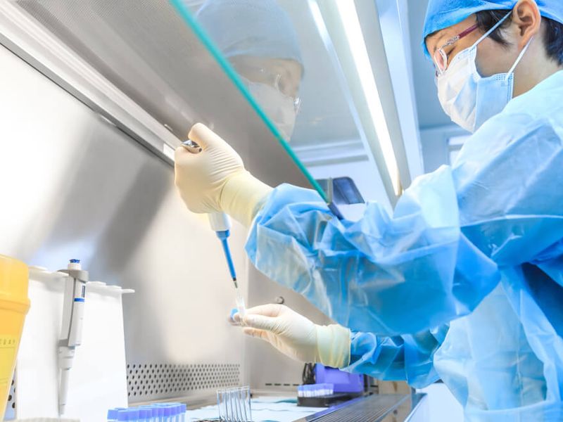 100% үхэлд хүргэдэг коронавирусыг Хятадын лабораторид гаргаж авчээ