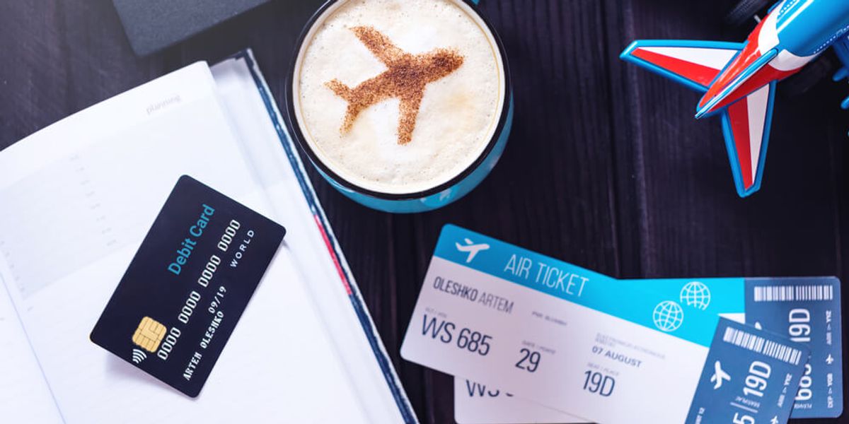 АНУ-ын Дотоодын аюулгүй байдлын алба (DHS), хууль бус цагаачдад зориулан, эх орондоо буцах үнэгүй тасалбар болон 1000 долларын бэлэгтэй "баярын урамшуулал" аян эхлүүлэв