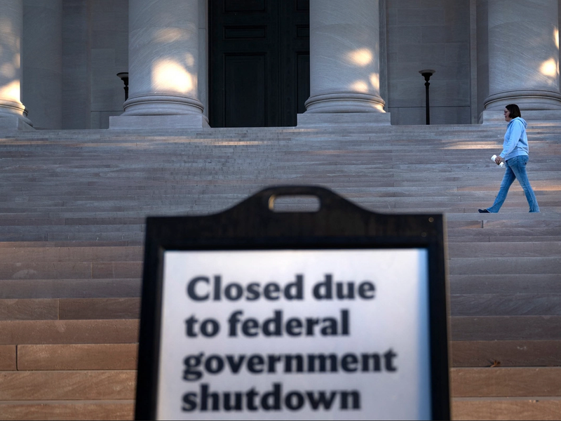 Шатдаун буюу Засгийн газрын үйл ажиллагааны түр зогсолт