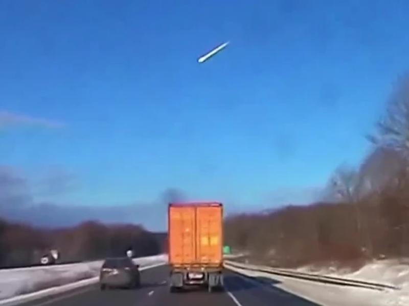 Кливлендийн дээр солир дэлбэрч, аймшигтай нүргэлсэн чимээ, газрын доргилт үүсгэжээ