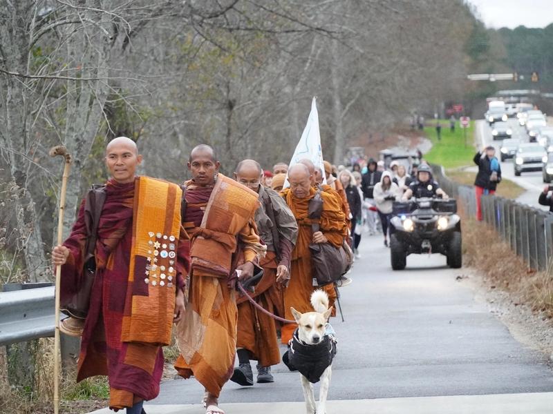 Гайхалтай, эерэг үйл явдал