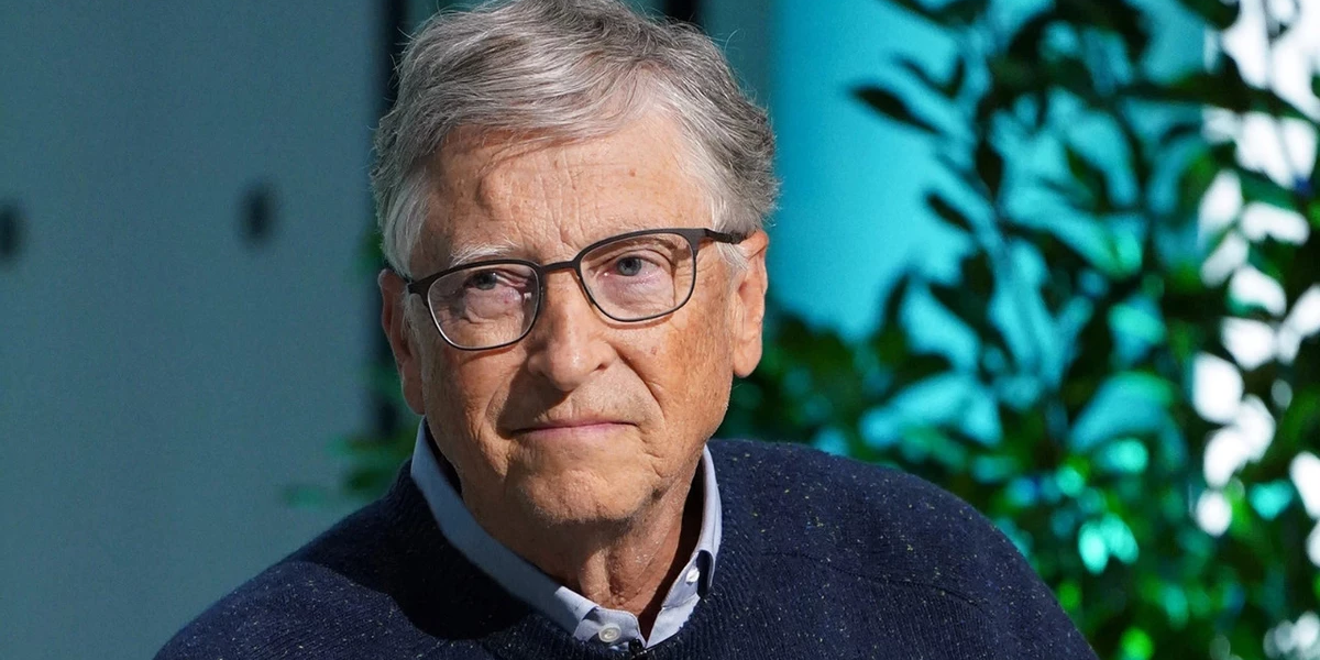 Билл Гейтс орос бүсгүйчүүдтэй эхнэрээ хуурснаа хүлээн зөвшөөрөв