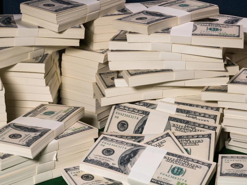 АНУ дахь хамгийн баян цагаачид: 2025 оны жагсаалт