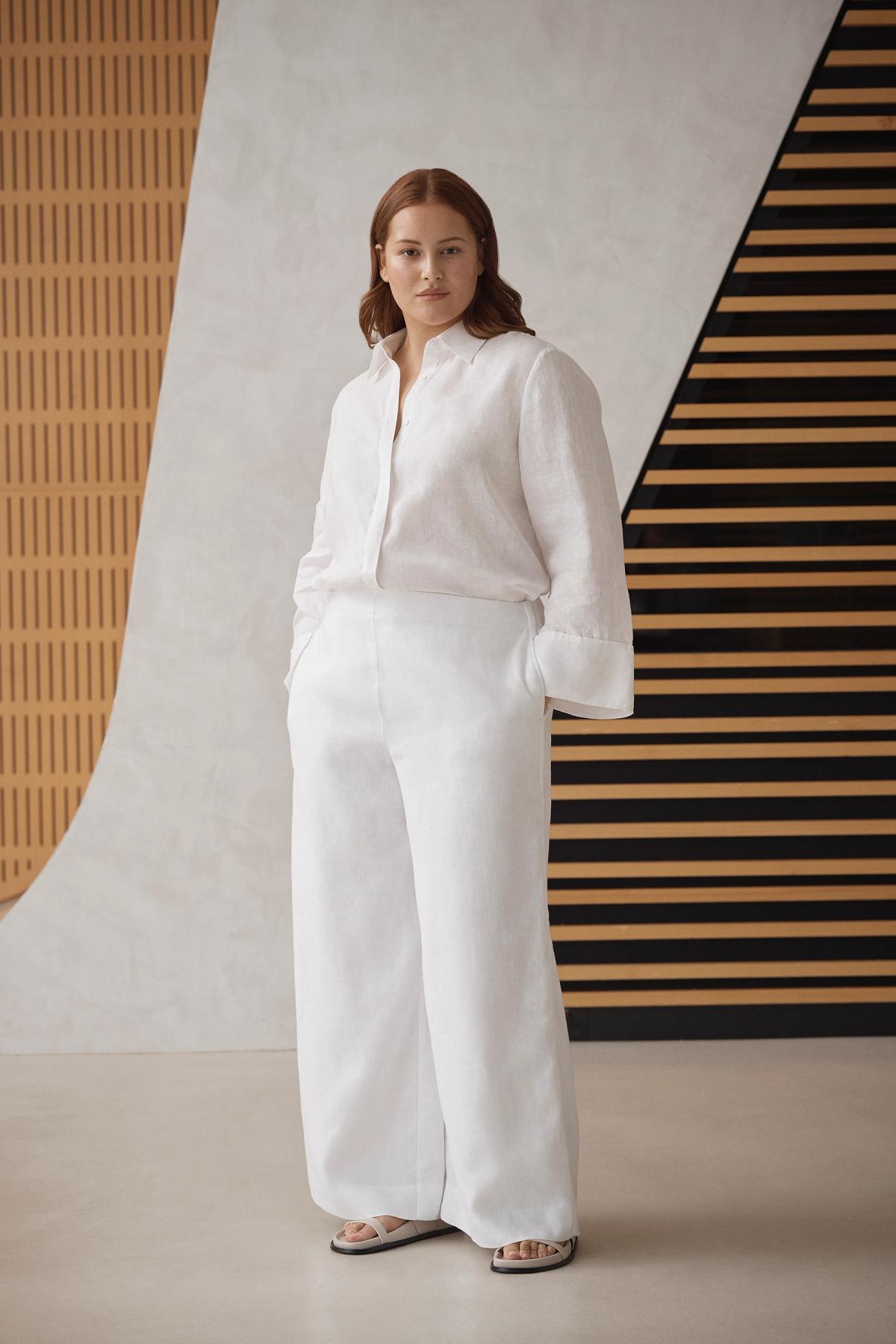 Straight Leg Flat Front Linen Pant - Latte