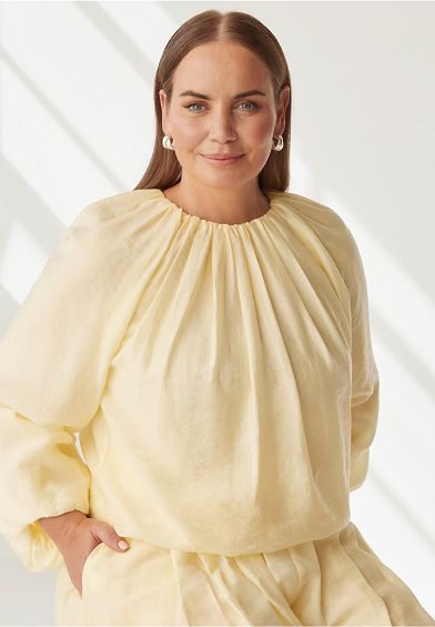 Jelena Dokic wears Commonry Anne Blouse and Anne Palazzo Pant